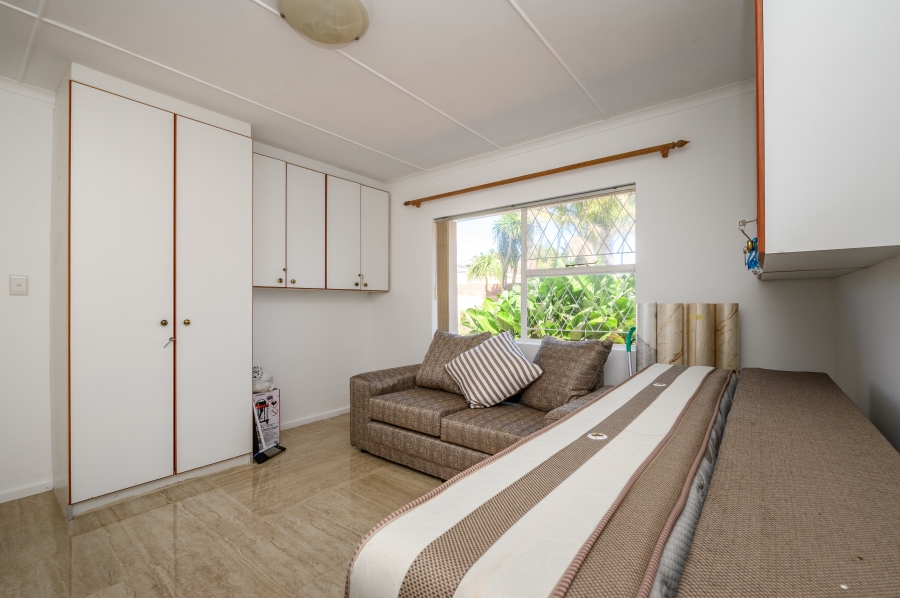 7 Bedroom Property for Sale in Summerstrand Eastern Cape